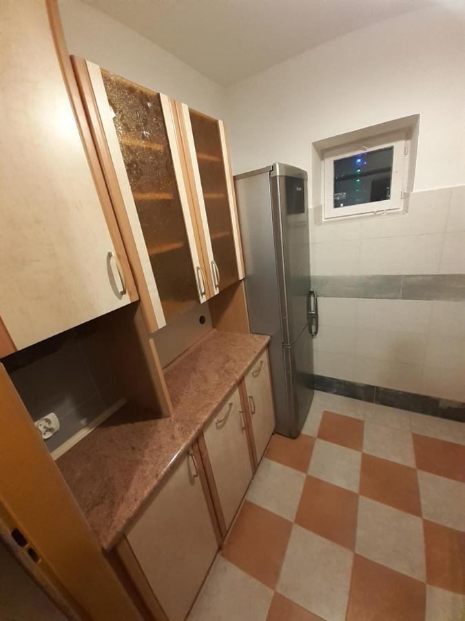 华沙Centrum Zlote Tarasy Metro Rondo Onz Balkon公寓 外观 照片