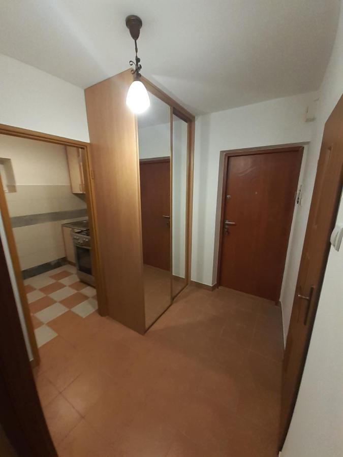 华沙Centrum Zlote Tarasy Metro Rondo Onz Balkon公寓 外观 照片